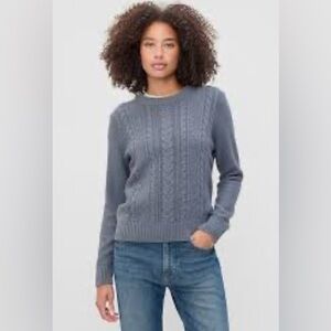 Women's Cable Knit Crewneck Sweater - light blue heather